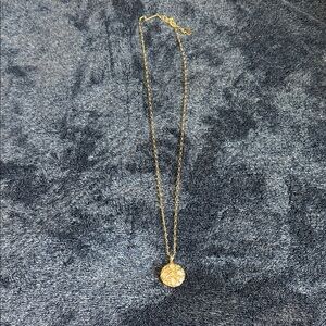 Kendra Scott Gold Pendant Necklace